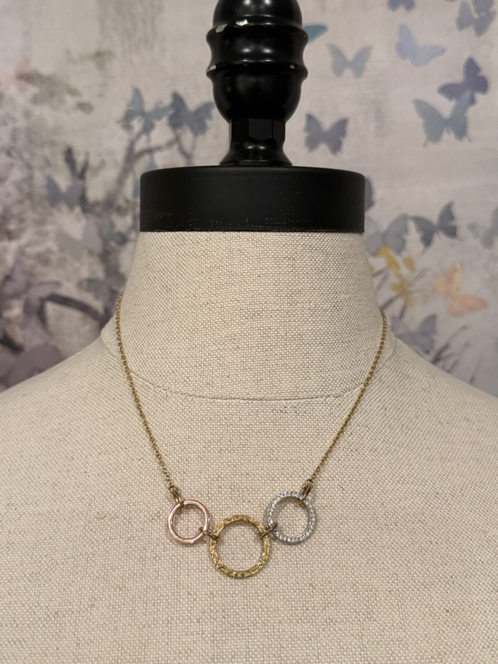 COACH Tri-Tone Linked Circle Necklace - Gold, Silver & Rose